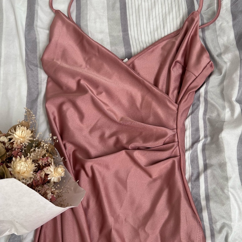 Dress! - Picture 2 of 4